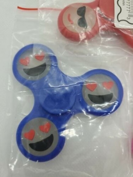 Bulk Fidget Spinner Discount Whole Sale US Seller Free Ship Emoji TriSpinner 5PK - Picture 2 of 6